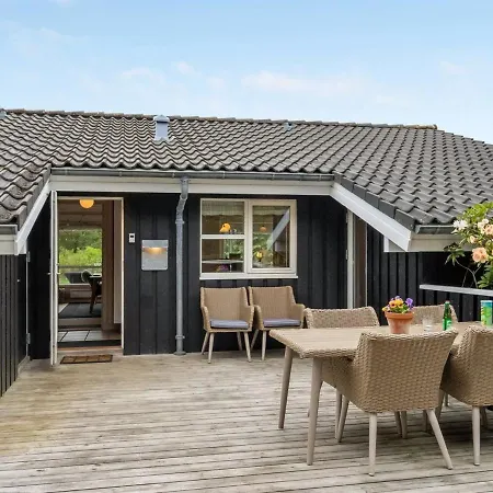Jara - 700m From The Sea In Nw Jutland By Interhome * Lokken